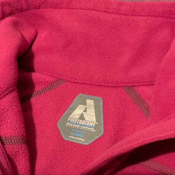 Eddie Bauer FirstAscent long Slvs 1/4 zip mock neck microfleece top - Picture 8 of 9